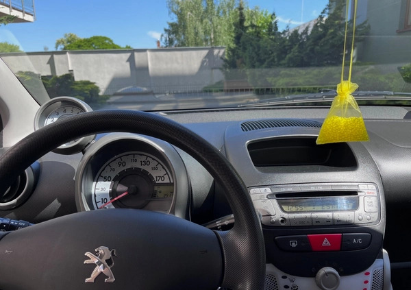 Peugeot 107 cena 18400 przebieg: 50000, rok produkcji 2014 z Bydgoszcz małe 56